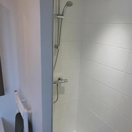 Les studios propres et tout équipés Brest Chambre photo