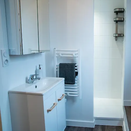 Les studios propres et tout équipés Brest Chambre photo